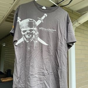 Vintage Disney Pirates Of The Caribbean XL Tee Grey